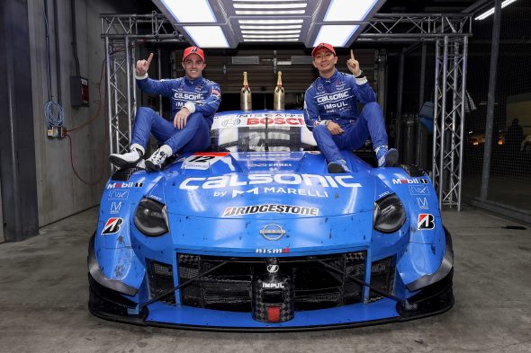 Bertrand Baguette und Kazuki Hiramine sind Super-GT-Meister (Bild: Vitam Sport)