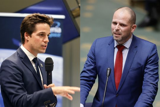 Thomas Dermine und Theo Francken (Bilder: James Arthur Gekiere/Bruno Fahy/Belga)