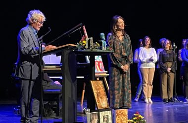 Iris Berben mit Martin-Buber-Plakette ausgezeichnet (Bild: Michaela Brück/BRF)