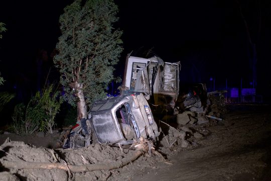 Schweren Regenfälle verursachten einen Erdrutsch auf der italienischen Insel Ischia (Bild: Eliano Imperato/AFP)