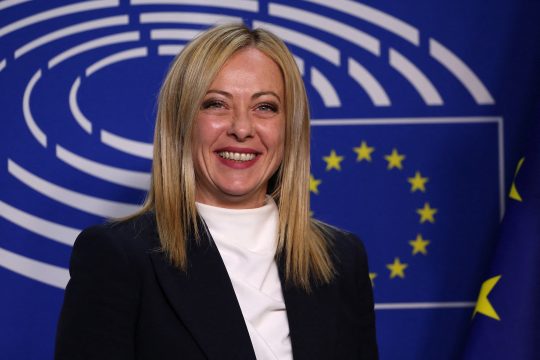 Die neue italienische Premierministerin Giorgia Meloni in Brüssel (Bild: Valeria Mongelli/AFP)
