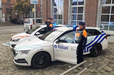 Schweigeminute der Polizei in Eupen für getöteten Kollegen