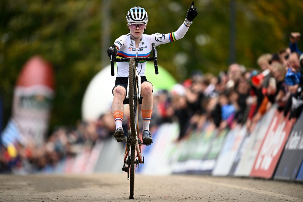 Puck Pieterse gewinnt U23-Radcross-EM (Bild: Jasper Jacobs/Belga)