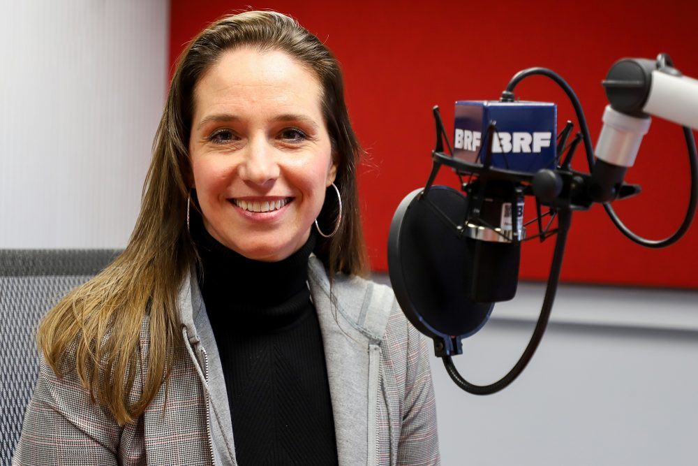 Susanne Schaus zu Gast im BRF-Studio (Bild: Julien Claessen/BRF)