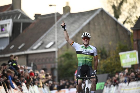 Laurens Sweeck siegt in Niel (Bild: Jasper Jacobs/Belga)