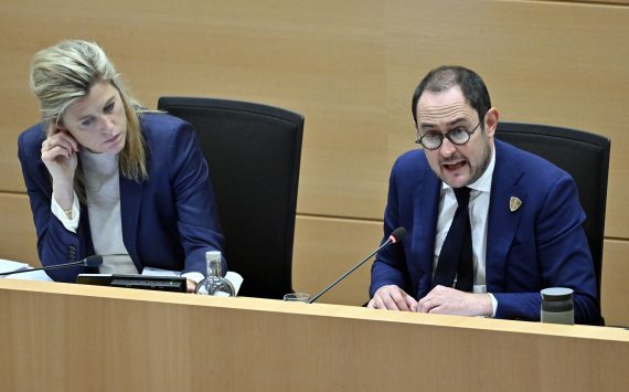 Die Föderalminister für Inneres und Justiz, Annelies Verlinden und Vincent Van Quickenborne (Bild: Eric Lalmand/Belga)
