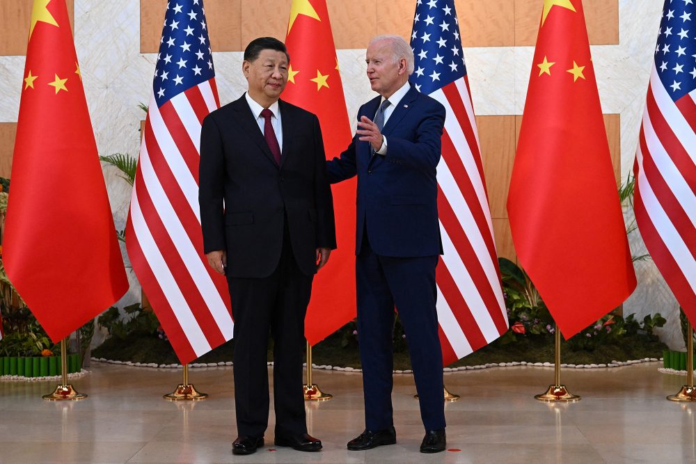 Xi Jinping und Biden (Archvibild: Saul Loeb/AFP)