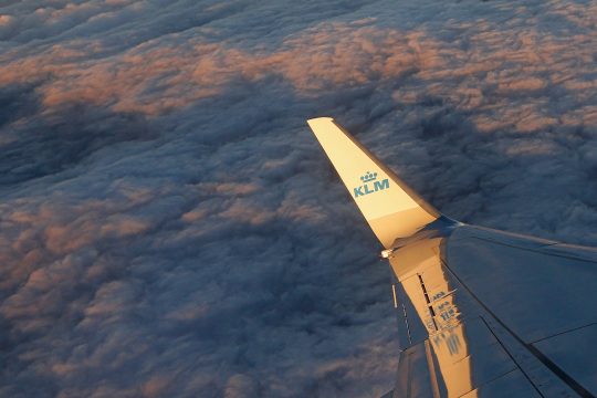 Über den Wolken (Illustrationsbild: Alexander Klein/AFP)