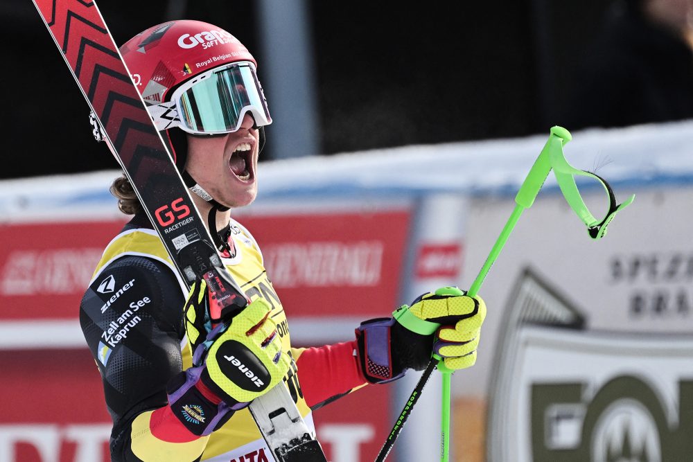 Sam Maes stürmt am Montag in Alta Badia auf Platz elf (Bild: Tiziana Fabi/AFP)