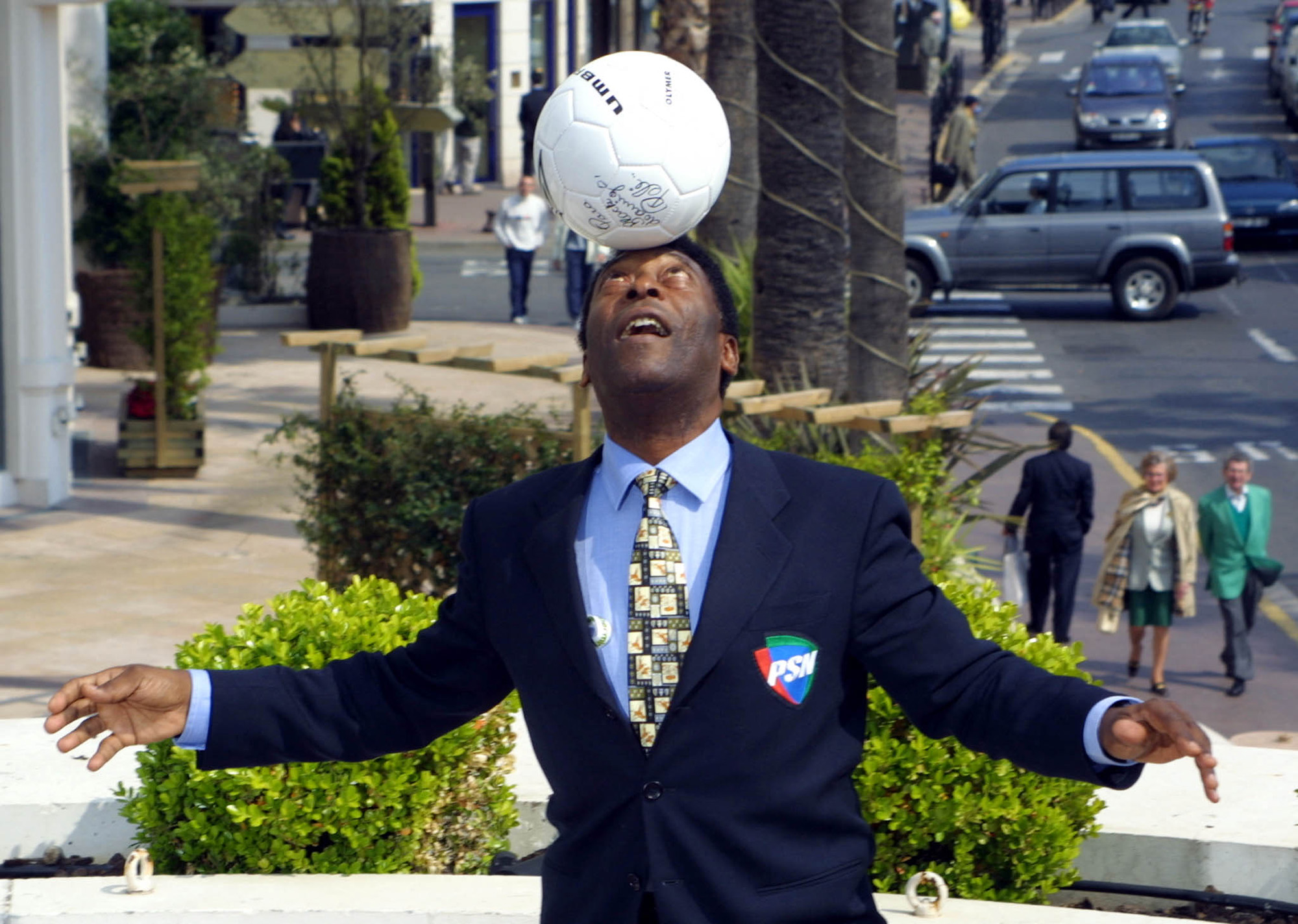 Die brasilianische Fußball-Legende Pelé im April 2001 (Bild: Vanina Lucchesi/AFP)