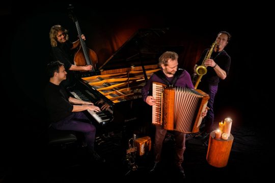 Das World Music-Ensemble Quadro Nuevo hat das Album "December" veröffentlicht (Bild: Franz Heller)