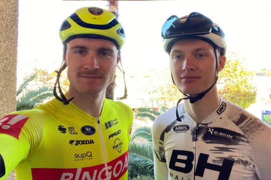 Laurenz und Tim Rex im Trainingslager in Spanien (Bild: Privat)