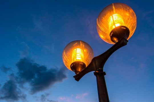 Straßenbeleuchtung (Illustrationsbild: ©PantherMedia/Andreas Berthold)