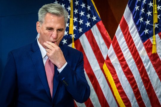 Konnte bislang nicht die erforderliche Mehrheit erzielen: Republikaner Kevin McCarthy (Archivbild: Mandel Ngan/AFP)