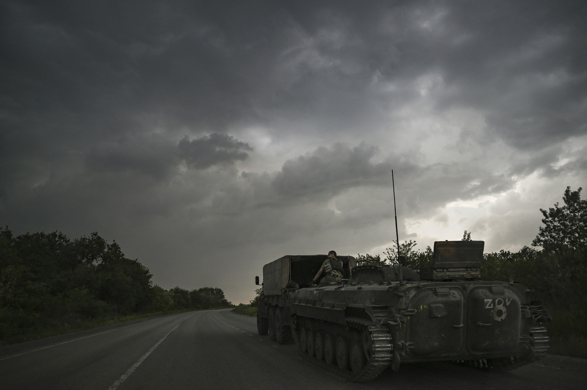 Ukrainisches Militär in der Nähe von Soledar (Bild: Aris Messinis/AFP)