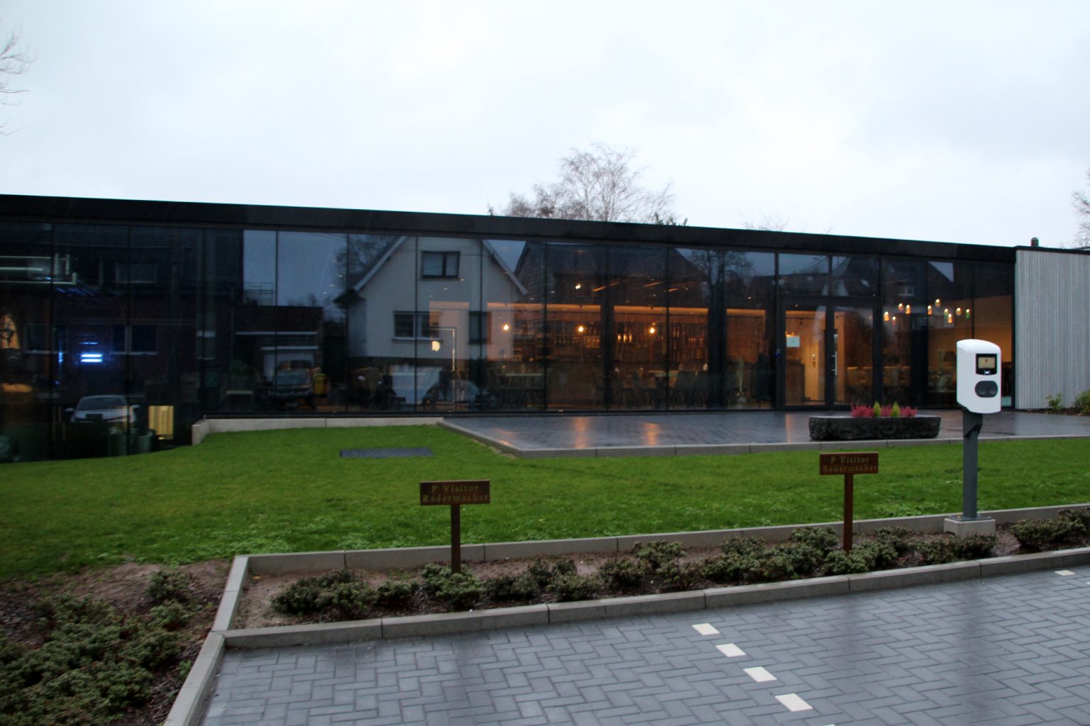 Sehen, was schmeckt Führungen durch die Brennerei Radermacher BRF