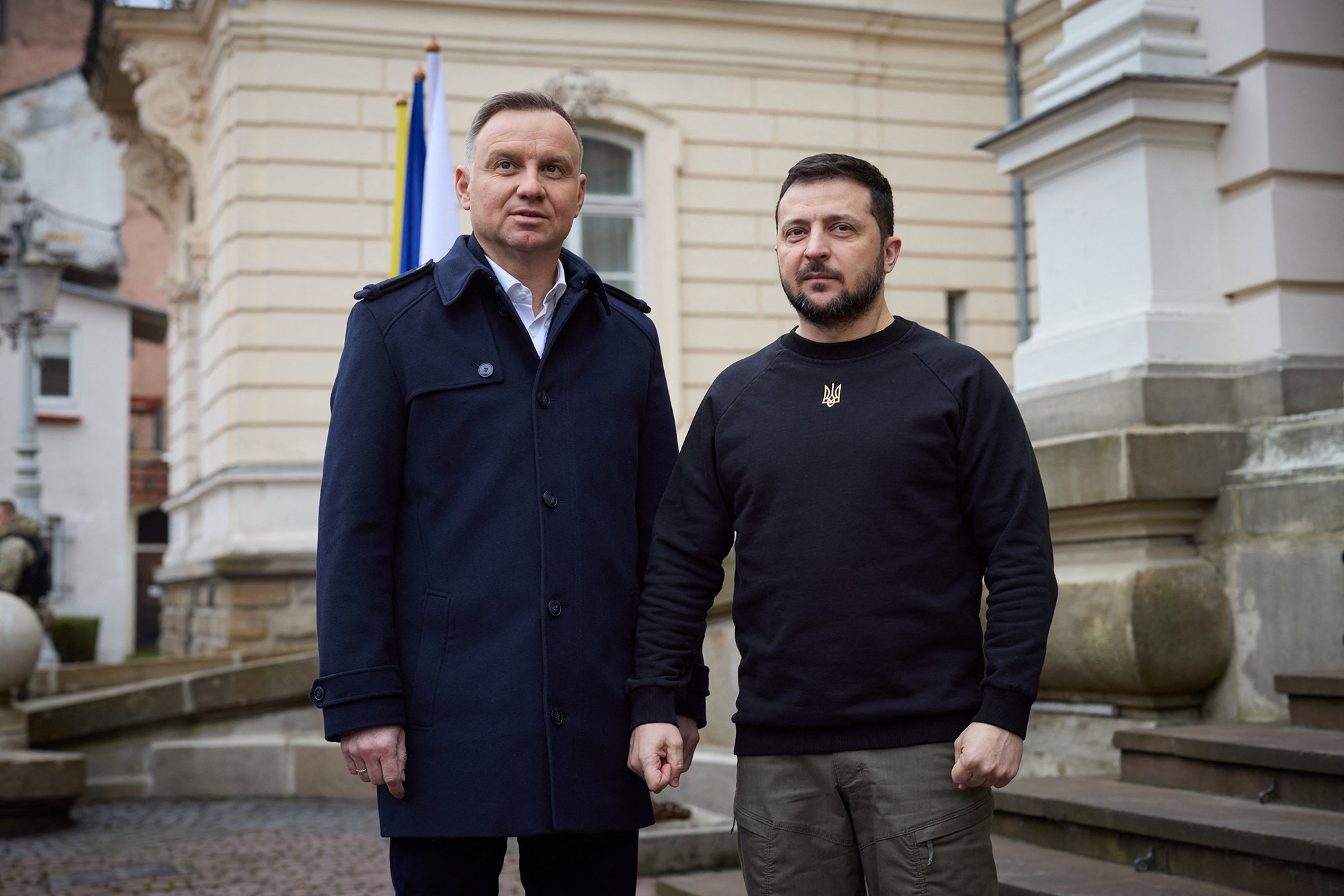 Polens Präsident Andrzej Duda mit dem ukrainischen Präsidenten Wolodymyr Selenskyj in Lwiw (Bild: Ukranian Presidential Press Service/Handout/AFP)