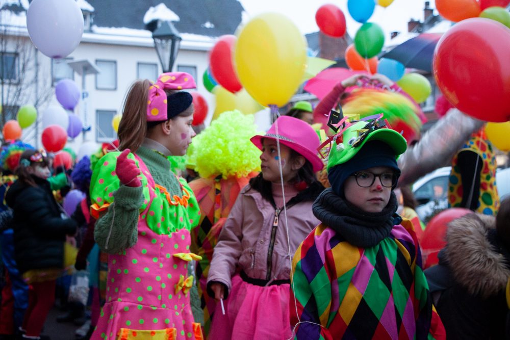 1. Fettdonnerstag in Malmedy (Bild: Donovan Niessen/BRF)