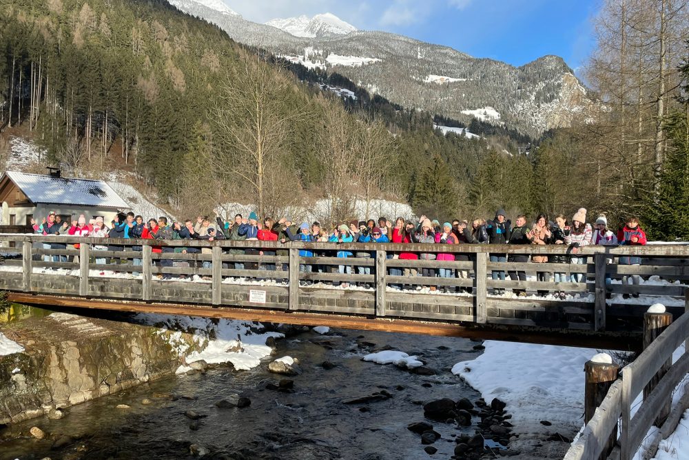 Kinder des 6. Schuljahres der Grundschule Kettenis auf Schneeklasse (Bild: Grundschule Kettenis)