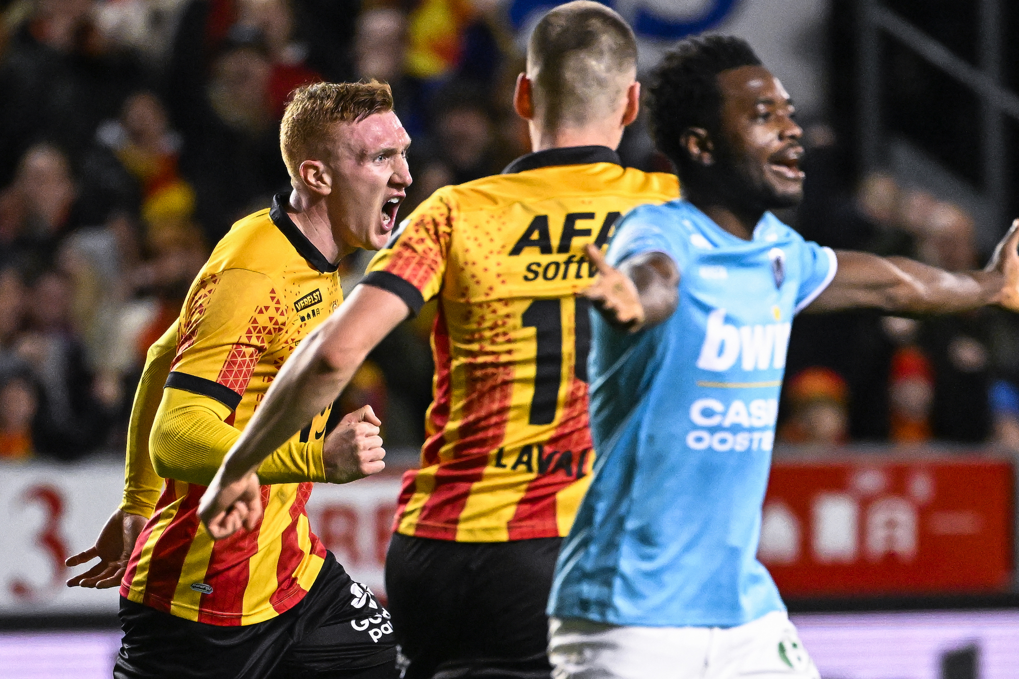 David Bates trifft für Mechelen gegen KV Ostende (Bild: Laurie Dieffembacq/Belga)