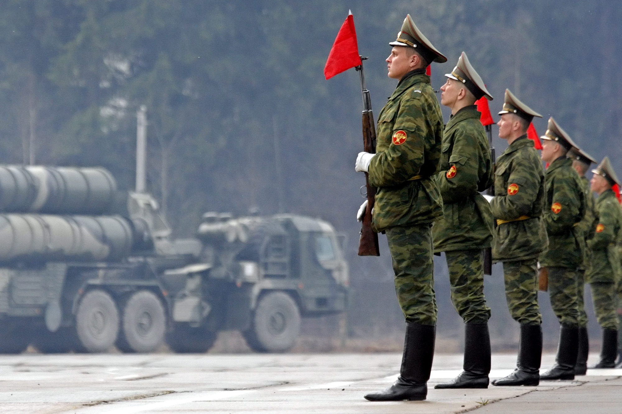 Russische Soldaten (Illustrationsbild: Yuri Kochetkov/EPA)