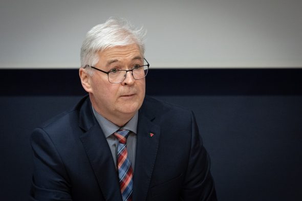 Charles Servaty ist der neue Parlamentspräsident (Bild: Benoit Doppagne/Belga)