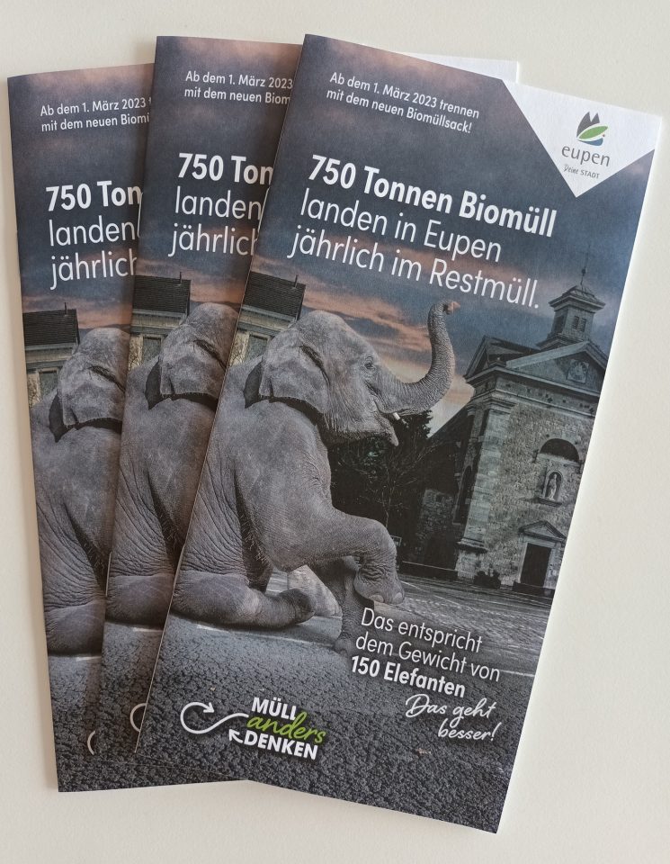 Infobroschüre zu den neuen Biomüllsäcken (Bild: Stadt Eupen)