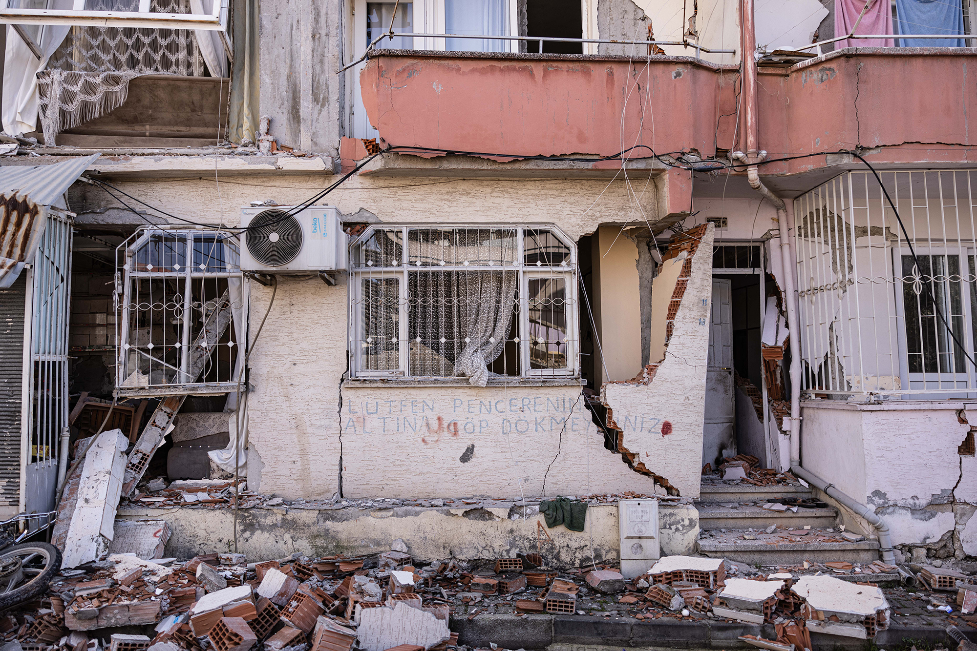 Große Schäden nach Erdbeben in der Türkei