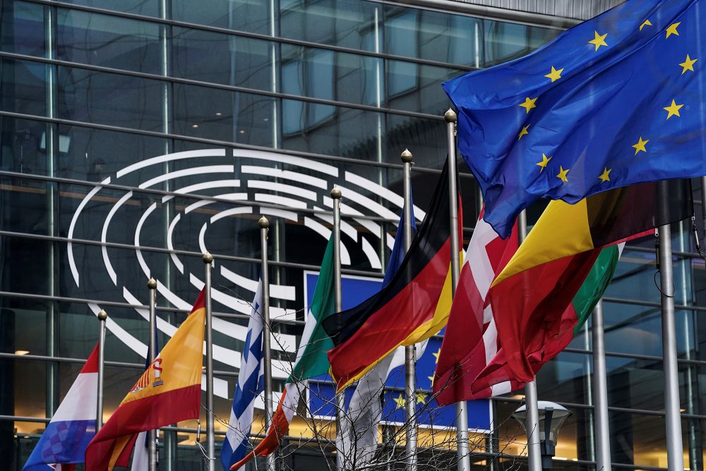 Flaggen der Europäischen Union in Brüssel (Bild: Kenzo Tribouillard/Belga)