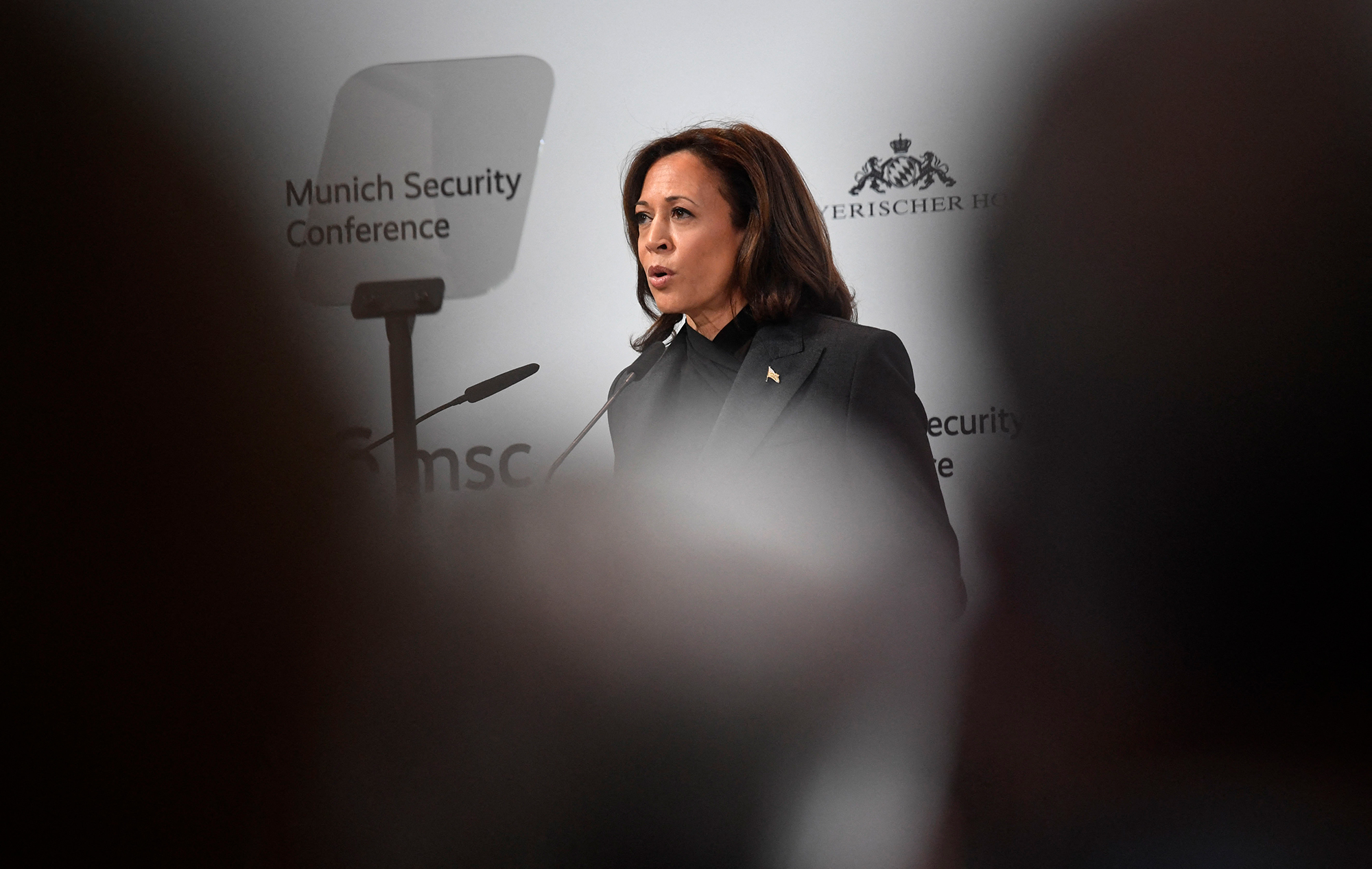 Kamala Harris bei der Sicherheitskonferenz in München (Bild: Thomas Kienzle/AFP)