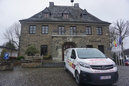 Der Minibus kann von Ameler Vereinen genutzt werden (Bild: Stephan Pesch/BRF)