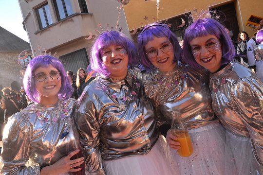 Rosenmontagszug in Büllingen (Bild: Alfons Henkes/BRF)