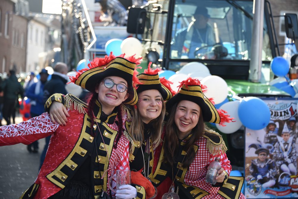 Rosenmontagszug in Kelmis (Bild: David Pieper/BRF)