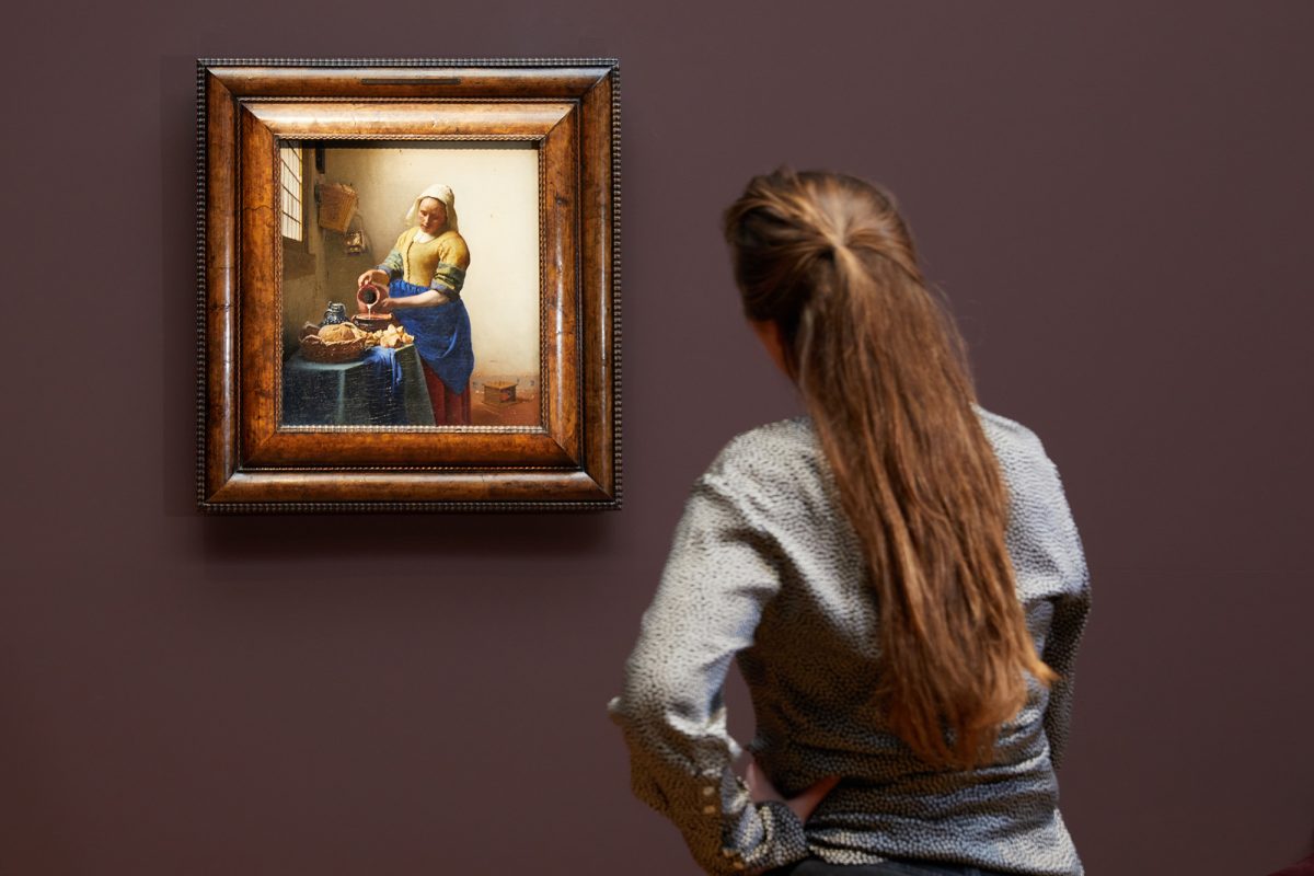 Jan Vermeer: "Die Milchmagd" im Reichsmuseum Amsterdam (Bild: Henk Wildschut/Rijksmuseum)