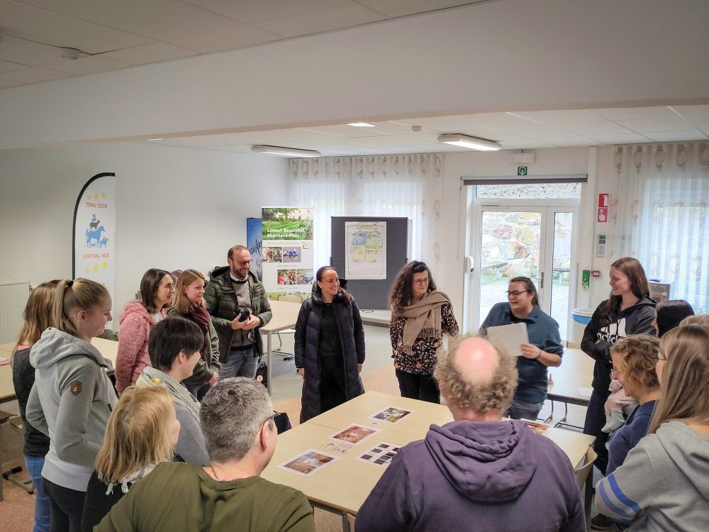 Lydia Klinkenberg beim Zertifikatskurs „Bauernhofpädagogik“ der Ländlichen Gilden (Bild: Kabinett Klinkenberg)