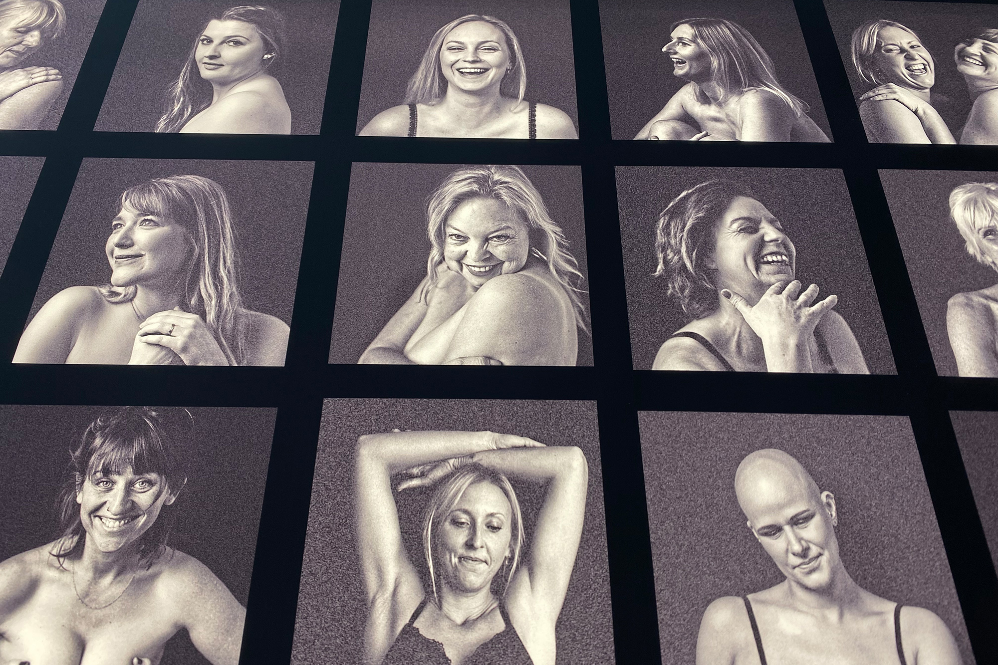 Body Positivity: Kunstinstallation zum Weltfrauentag in Eupen (Bild: Simonne Doepgen/BRF)