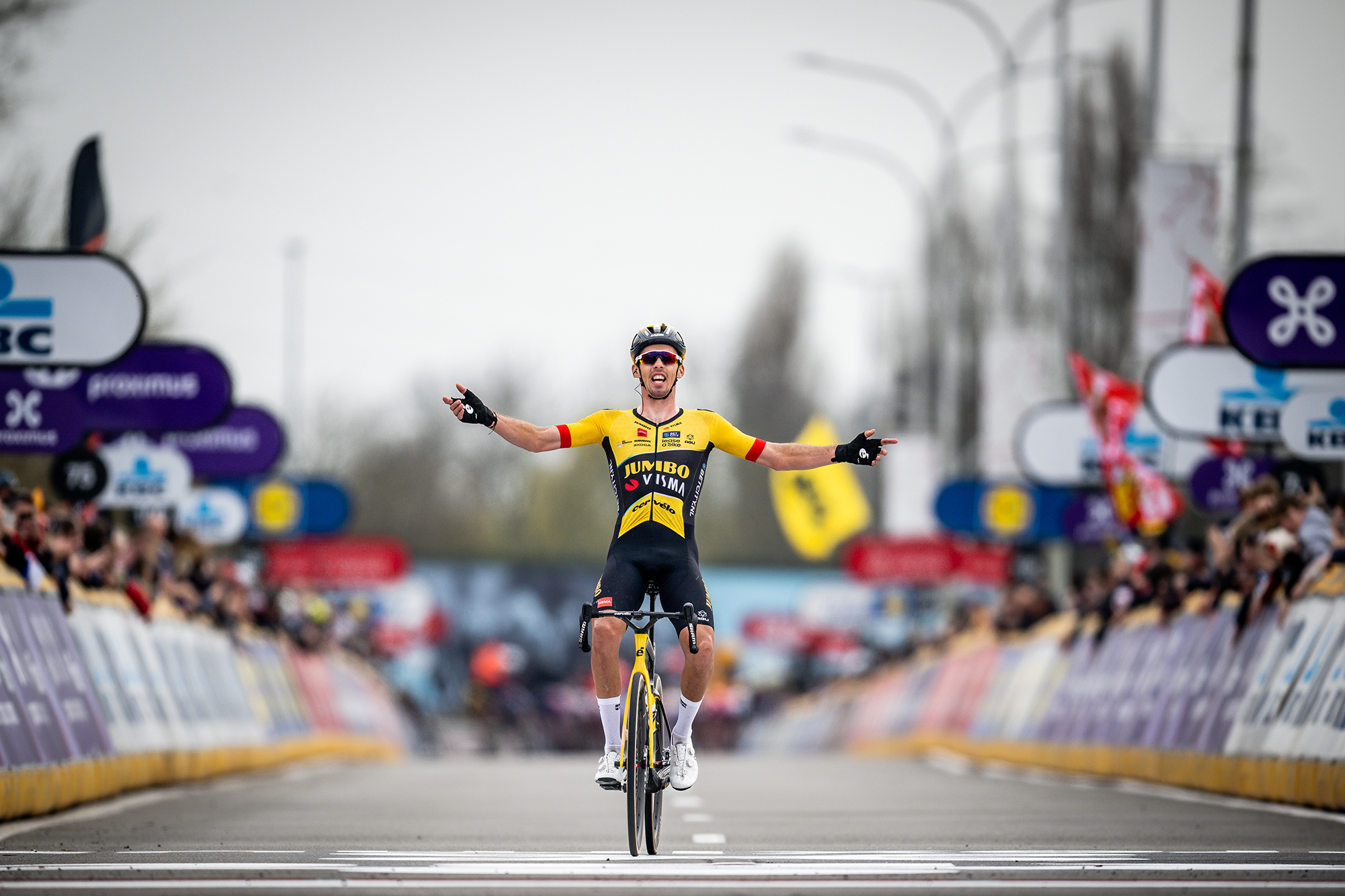 Christophe Laporte gewinnt Radrennen "Quer durch Flandern" (Bild: Jasper Jacobs/Belga)