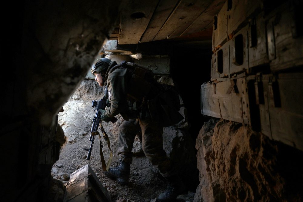 Ukrainischer Soldat in der Region Donetzk (Bild: Anatolii Stepanov/AFP)