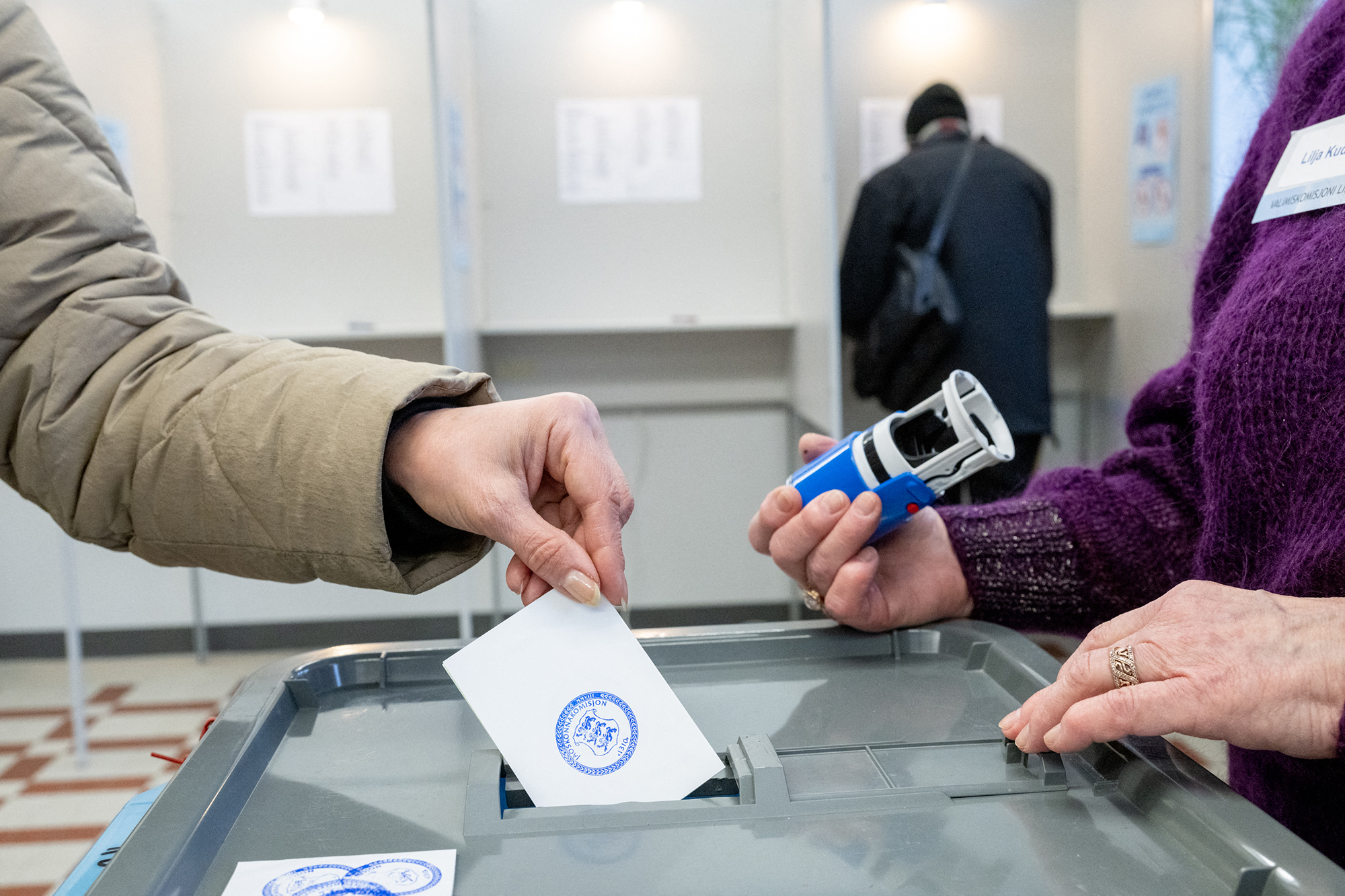 In Estland wurde am Sonntag gewählt (Bild: Raigo Pajula/AFP)
