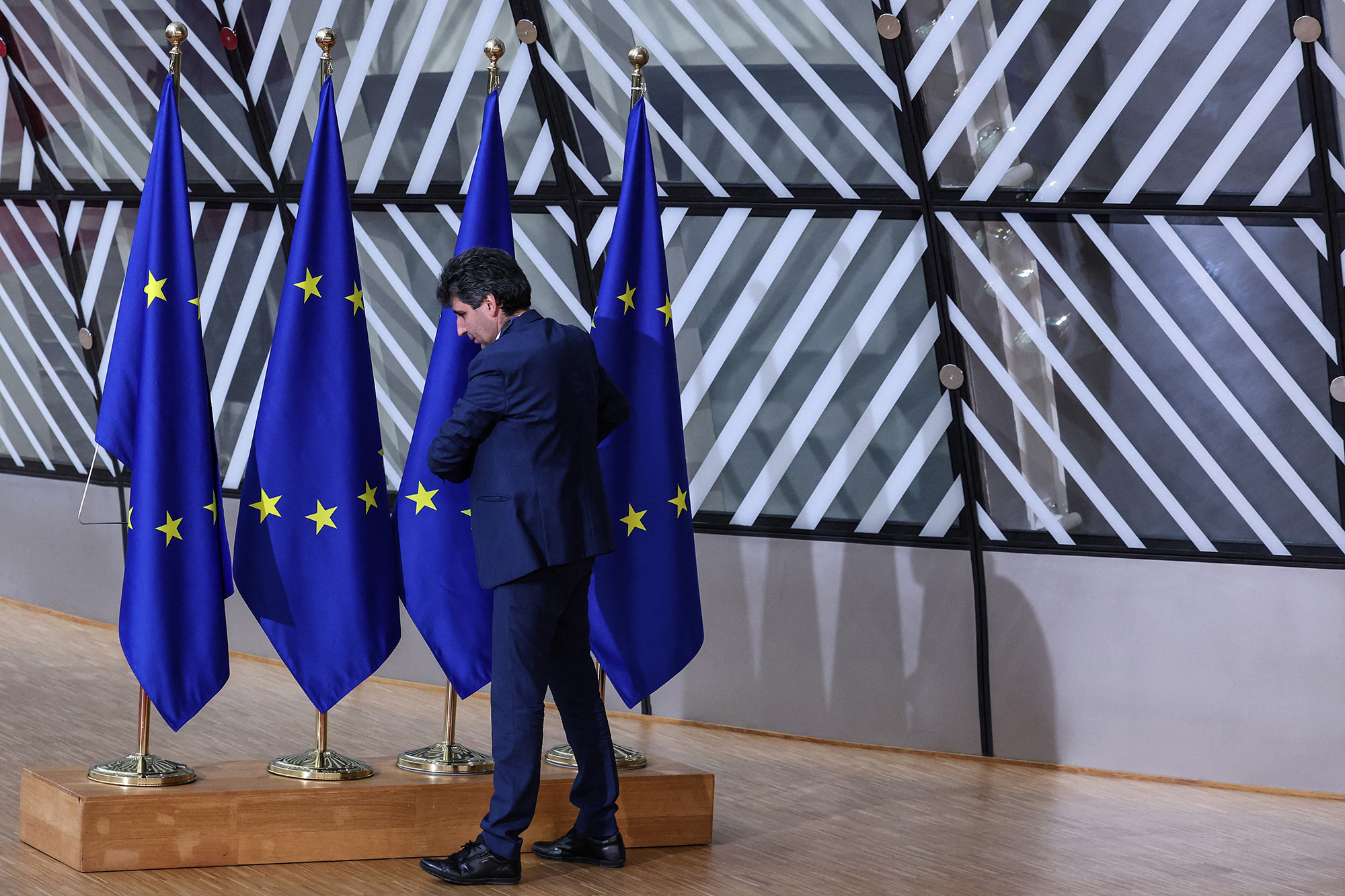 EU-Flaggen im EU-Hauptquartier in Brüssel
