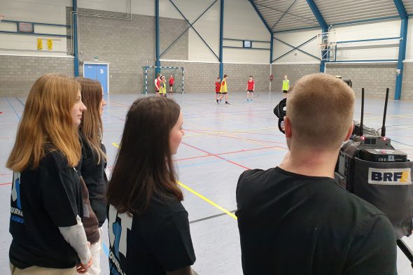 Handballklasse an der PDS Eupen (Bild: Lena Orban/BRF)