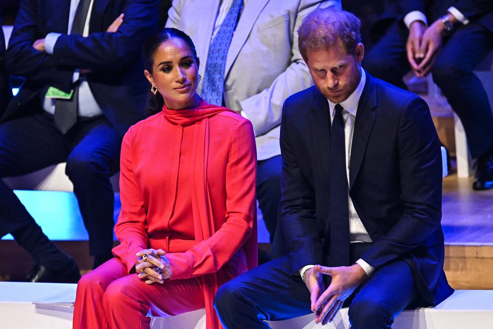 Prinz Harry und seine Frau Meghan - Frogmore Cottage war ein Hochzeitsgeschenk der verstorbenen Königin Elisabeth II. im Jahr 2018 (Bild: Oli Scarff/AFP)