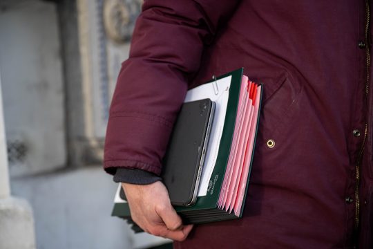 Kontrolleur (Illustrationsbild: Jonas Roosens/Belga)