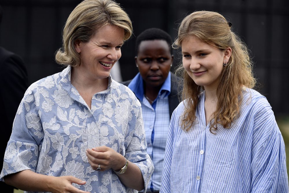 Königin Mathilde und Prinzessin Elisabeth (Archivbild: Eric Lalmand/Belga)