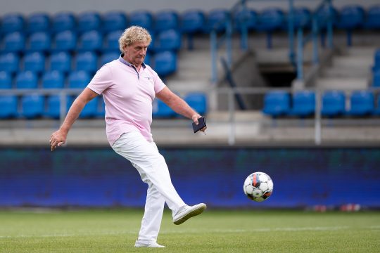 Jean-Marie Pfaff vor einem Gala-Spiel zwischen Beveren und Helmond im Juli 2022 (Bild: Kristof Van Accom/Belga)