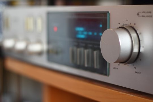 Radio (Bild: © berkintuncar.hotmail.com/PantherMedia)