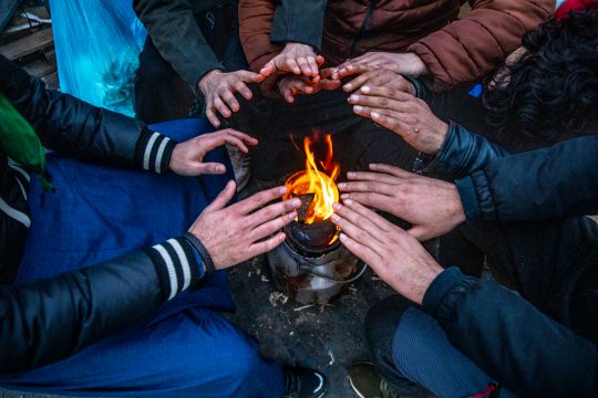 Viele Asylbewerber, für die keine Unterkunft gefunden wird, leben auf der Straße (Illustrationsbild: Hatim Kaghat/Belga)