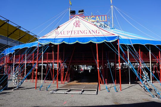 Das Zirkuszelt von Circus Roncalli