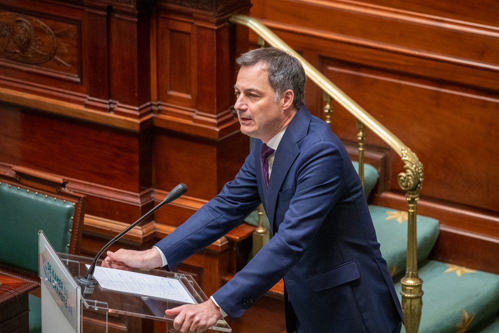 Premier De Croo am Donnerstag in der Kammer (Bild: Nicolas Maeterlinck/Belga)