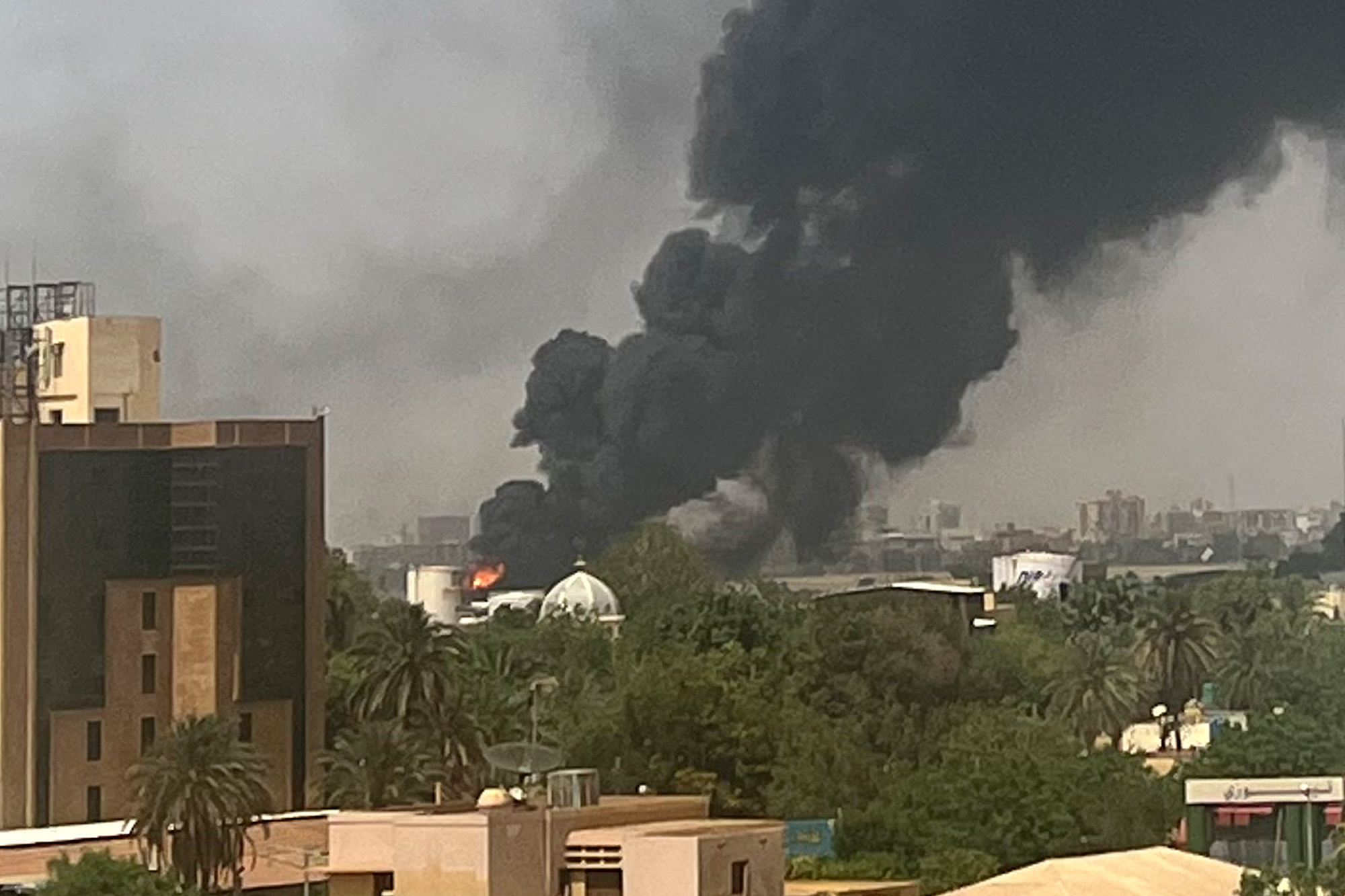 Kämpfe in Khartum am Sonntag (Bild: AFP)